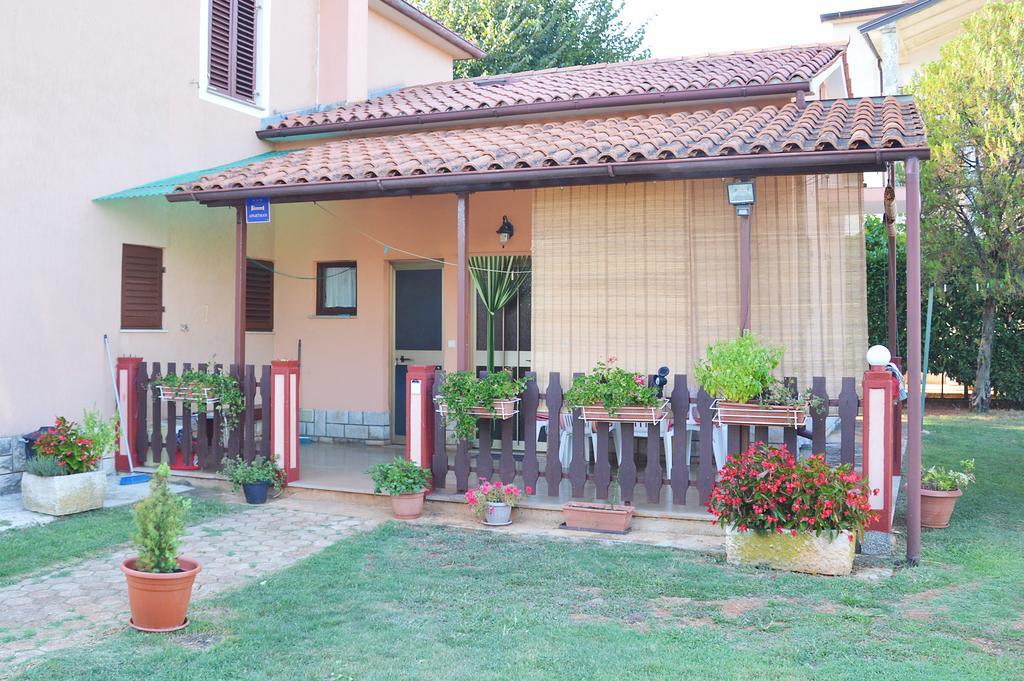 Ferienwohnung Giardino Umag Exterior foto