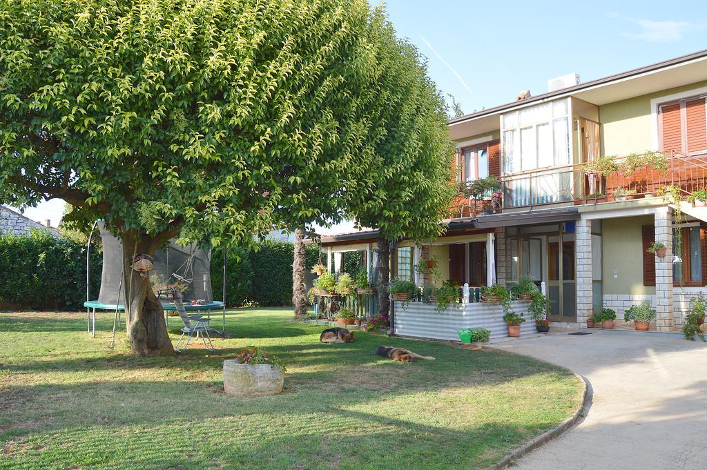 Ferienwohnung Giardino Umag Exterior foto